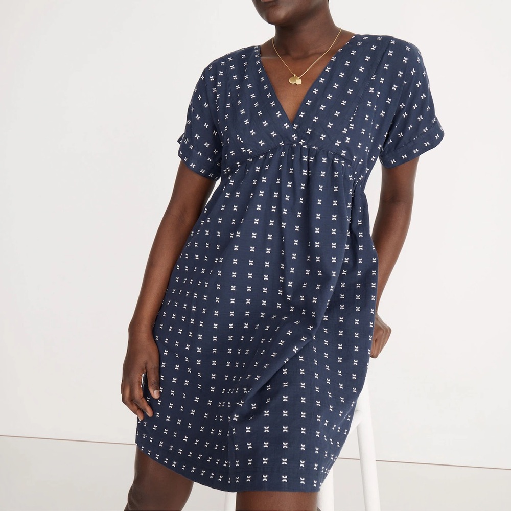 Madewell * V-Neck Dolman Sleeve Mini Dress * In Textured Dot * XXS * Pre-Loved *